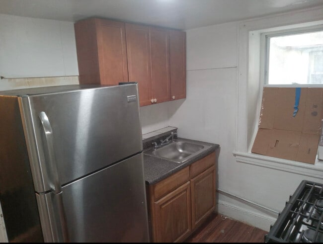 Photo - 654 Commonwealth Ave