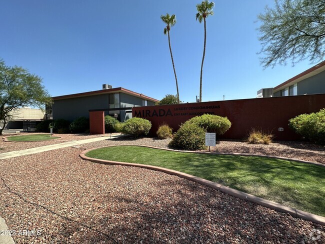 Building Photo - 1241 E Medlock Dr Unit 111 Rental