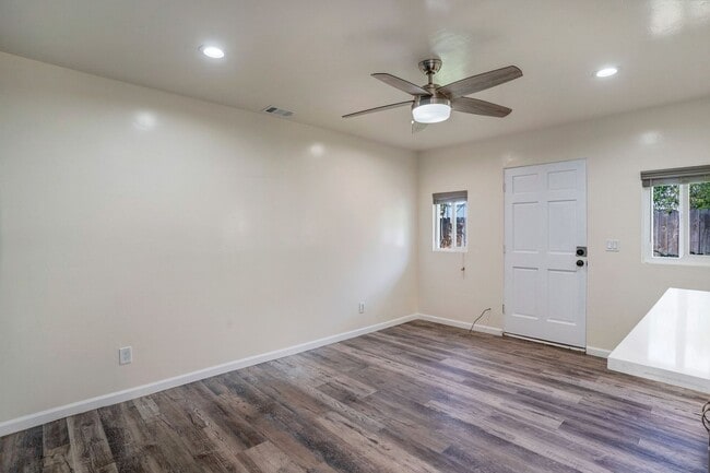 Photo - 1736-40 Dahlia Ave Unit 1738