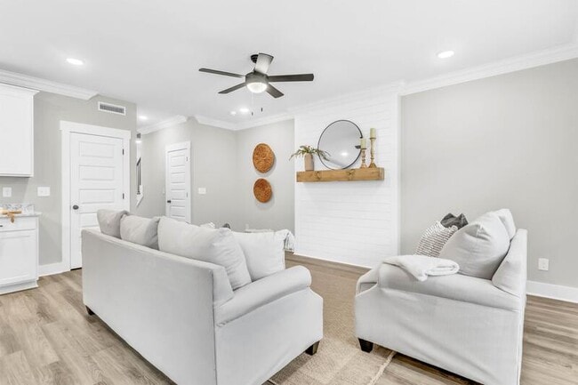 Photo - 166 Sango Dr