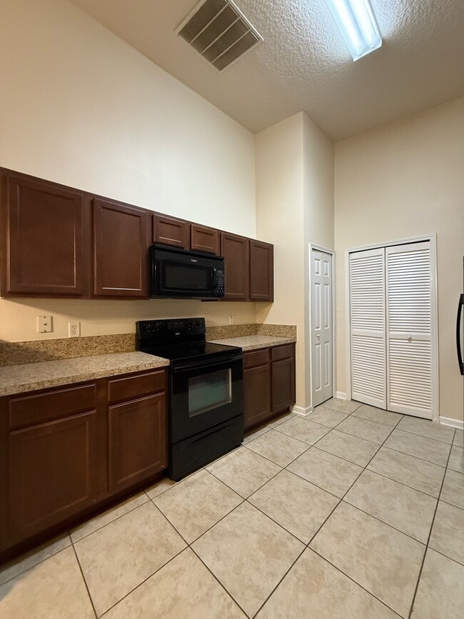 2564 Golden Lake Loop