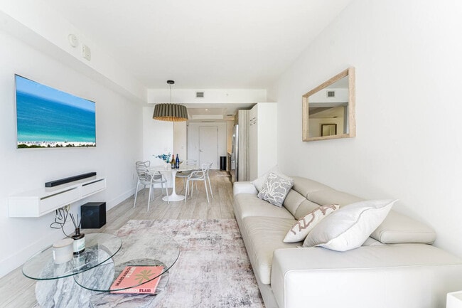 Photo - 101 NE 34th St Unidad SI ID1521827P