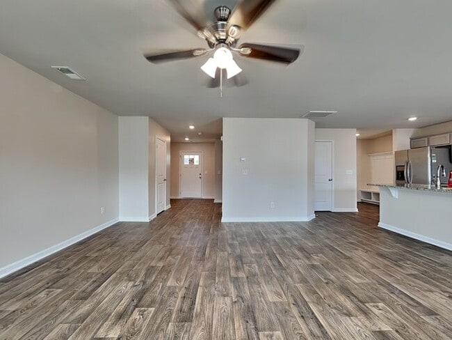 Photo - 27 Blue Fescue Way