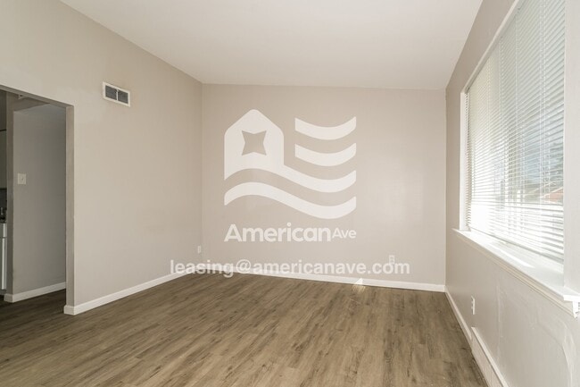 Photo - 10819 Kingbee Pl