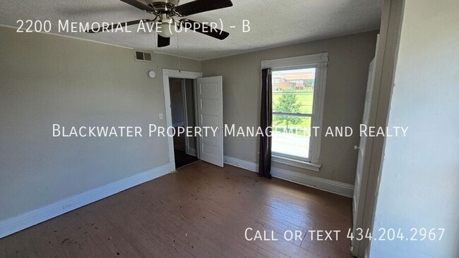 Photo - 2200 Memorial Ave Unit B