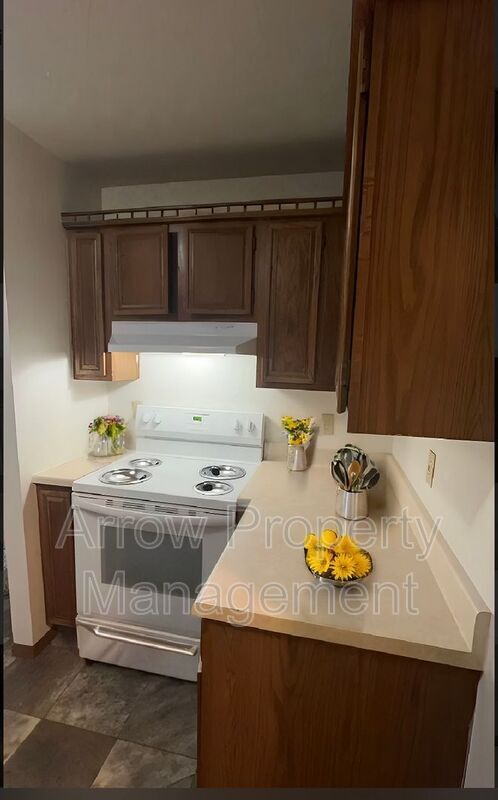 Photo - 205 E Arbor Ave