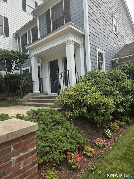 4 Westwood Dr