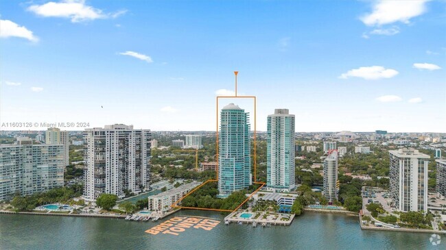 Building Photo - 2127 Brickell Ave Unit 2804 Rental