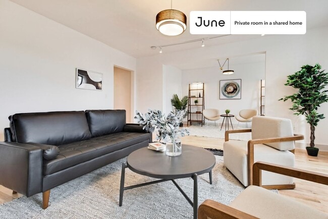 Photo - Room in Shared 4 bed/1 bath home Unidad B