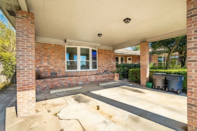 Photo - 4304 SW Loop 820