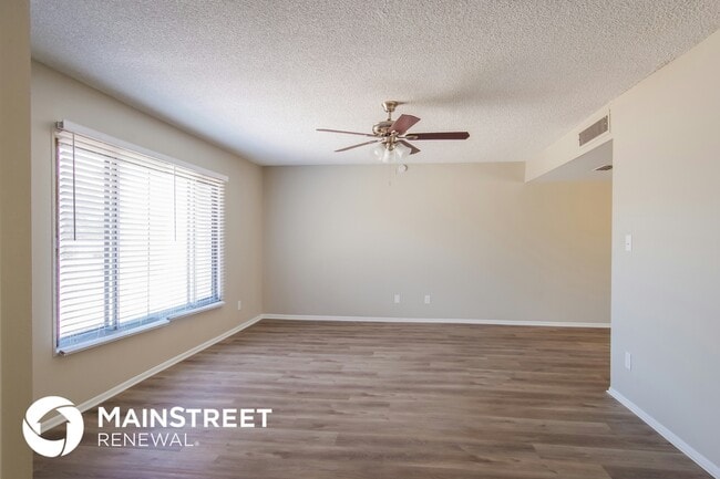 Photo - 15202 N 38th Ave