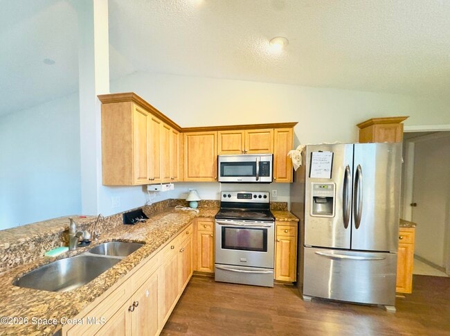 Photo - 858 Villa Dr