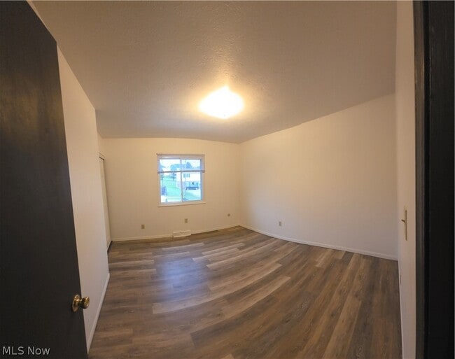 Photo - 240 Lilac Pl