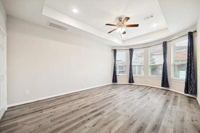 Photo - 24918 Meadowthorn Crest Ln