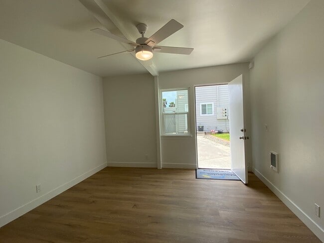 Photo - 518 S Pacific St Unidad 03