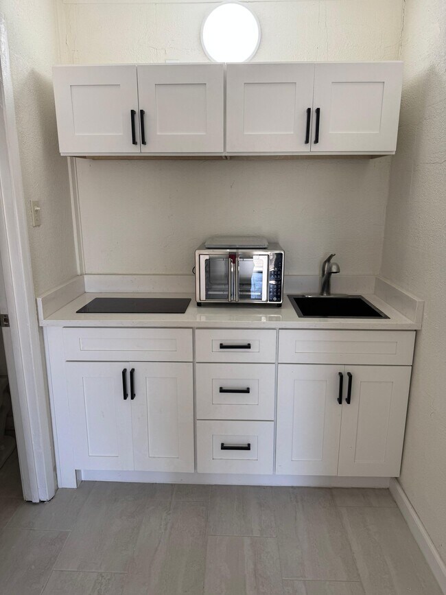 Photo - 7928 FL-6 Unit 1