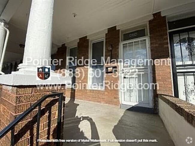 Building Photo - 424 Ilchester Ave Rental