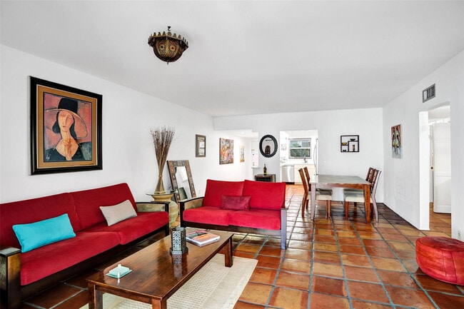 Photo - 1212 SE 2nd Ct Unit 201