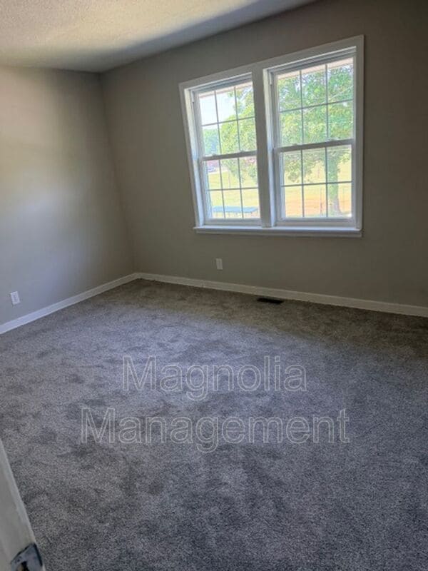 Photo - 226 Oak St Unit Apt E