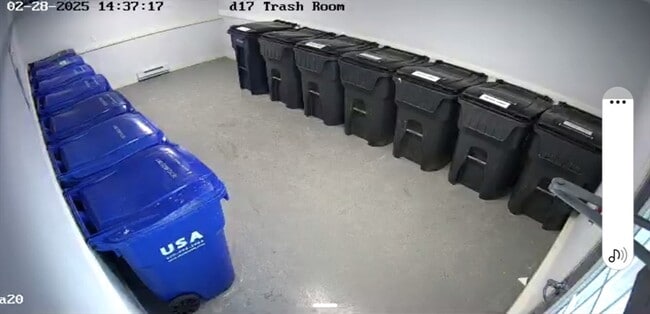 Photo - 462 Main St Unit 5