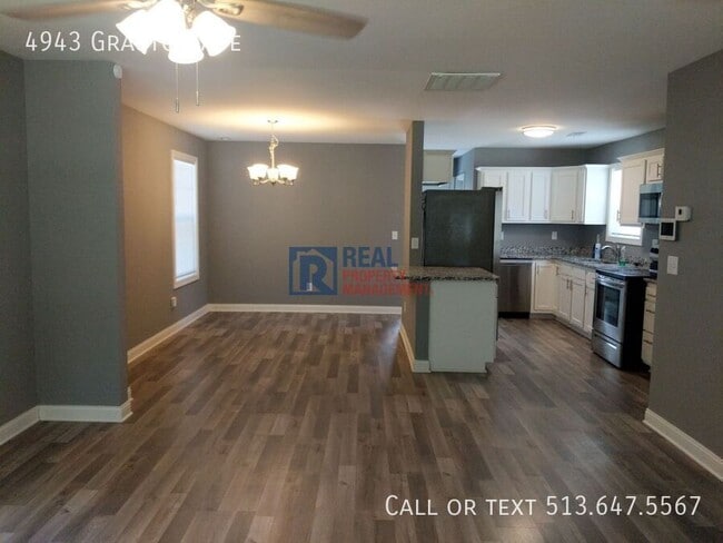 Photo - 4943 Graston Ave