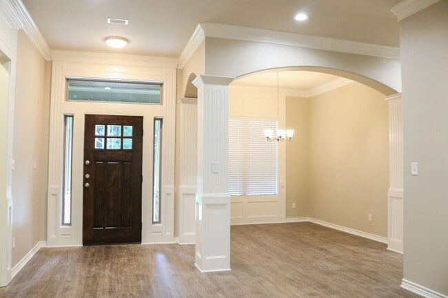 Photo - 3915 Old Omen Rd