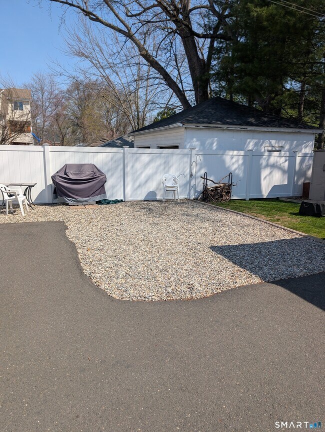 Photo - 50 Bretton Rd Unit 3rd Floor