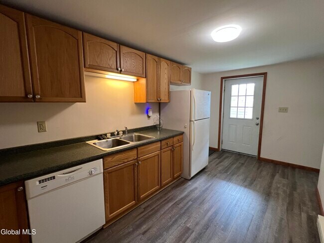 Photo - 207 W Main St Unit #1