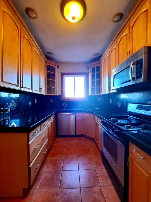 Photo - 93-02 202nd St Unidad 93-02 202nd Street Hollis Queens NY 11423