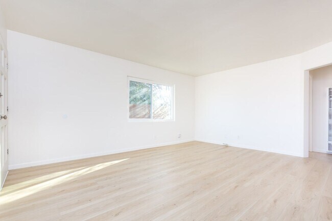 Photo - Cherokee Unit 3747 Cherokee Ave