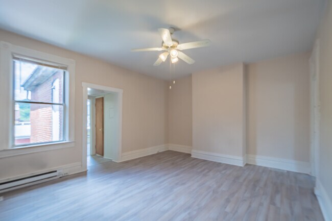 Photo - 5119 Carnegie St Unidad 2