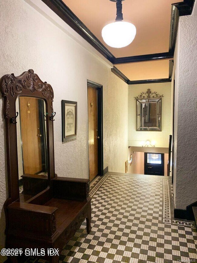 Photo - 271 Greenwich Ave Apartamento Unidad 2C