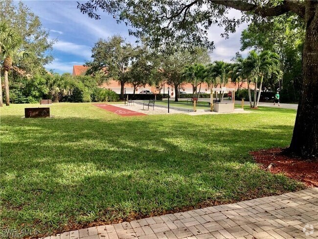 Building Photo - 6660 Beach Resort Dr Unit 1015 Rental