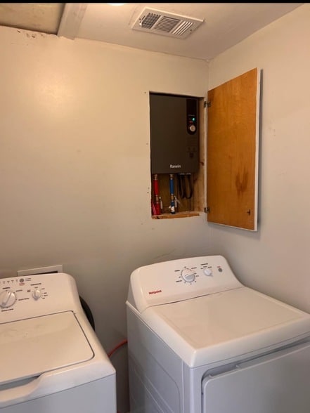 Photo - 7445 W Main St