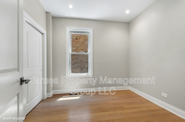 Photo - 5816 N Ridge Ave