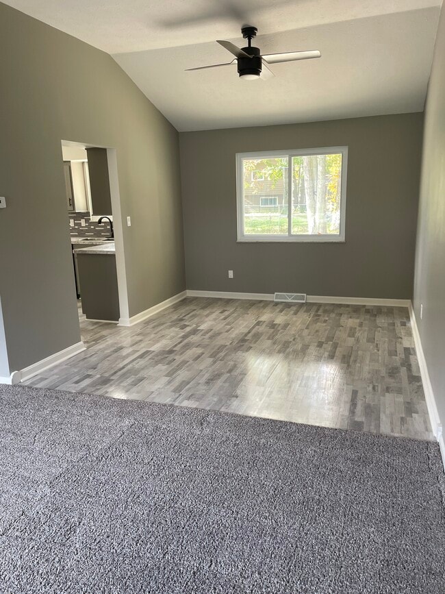 4632 Ashbury Park Dr