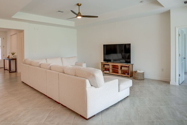 11336 Canopy Loop Unidad SI ID1545819P