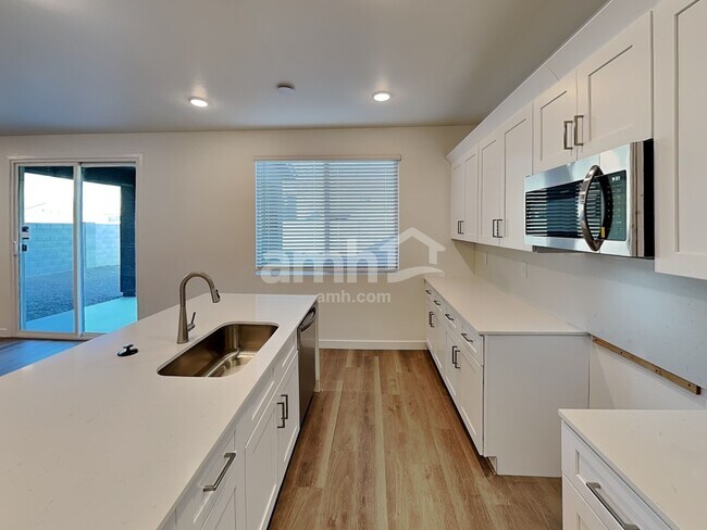 Photo - 12532 W Flynn Ln