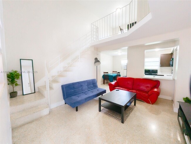 Photo - 1220 SW 5th St Unit 16