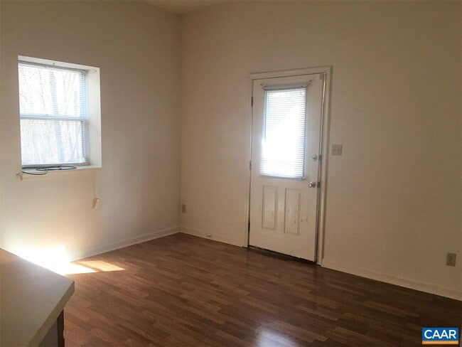 Photo - 102 Morris Paul Ct