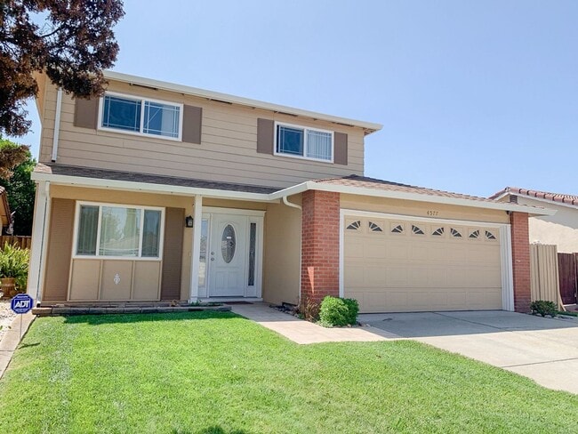 Building Photo - Updated Blossom Valley Home with Spacious Living Areas