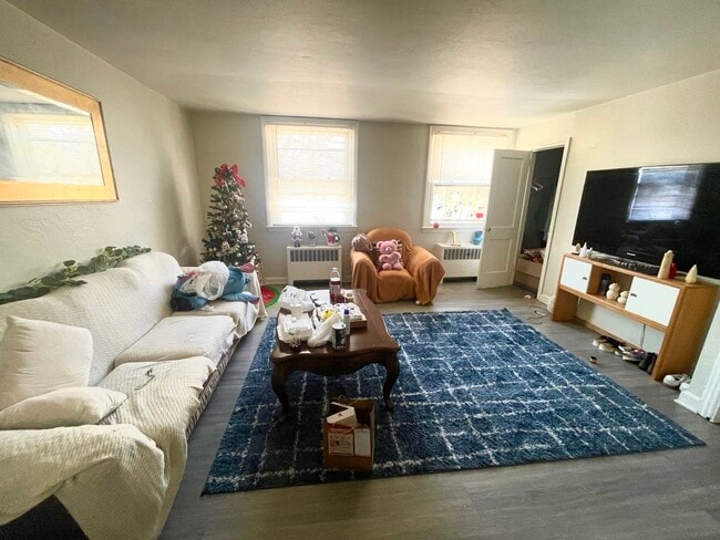 Building Photo - 5703 Charles St Unit 2