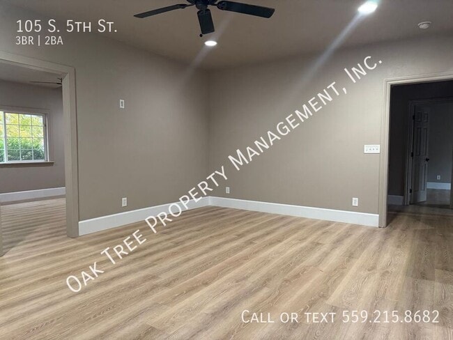 Photo - 105 S 5th St