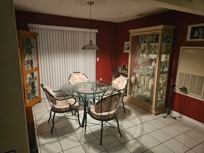 Photo - 682 Youngstown Pky Unit 328