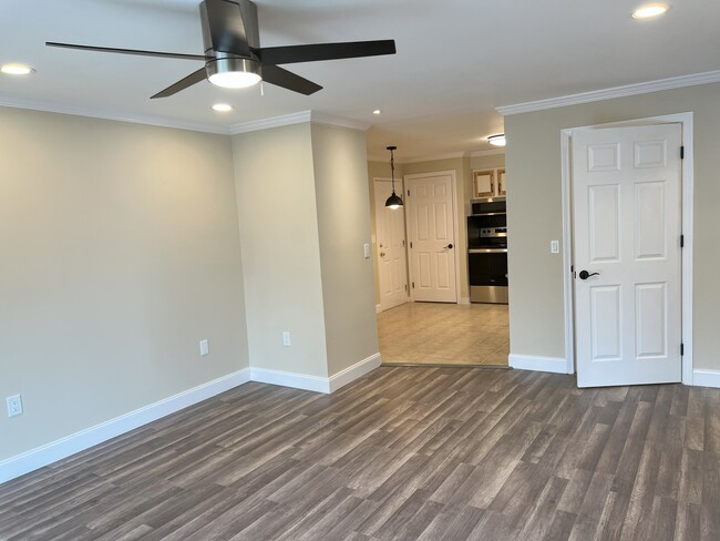 Photo - 8 Northbrook Dr Unit 806