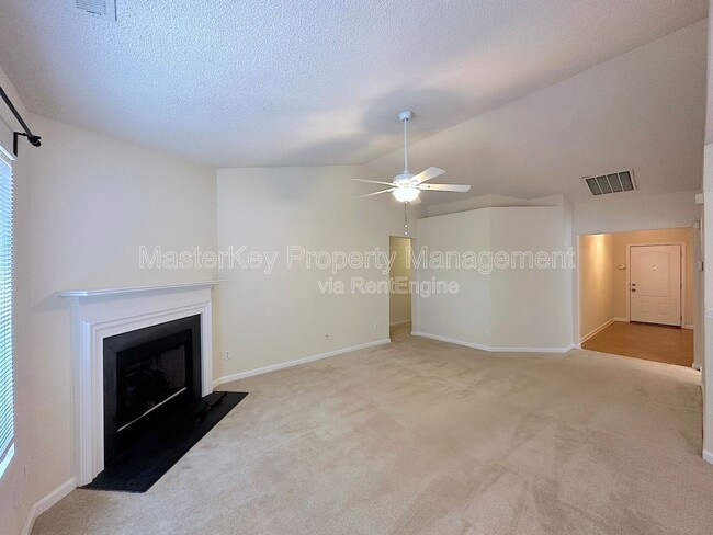 Photo - 413 Sapphire Dr