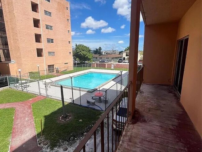 Photo - 460 E 23rd St Unit 513