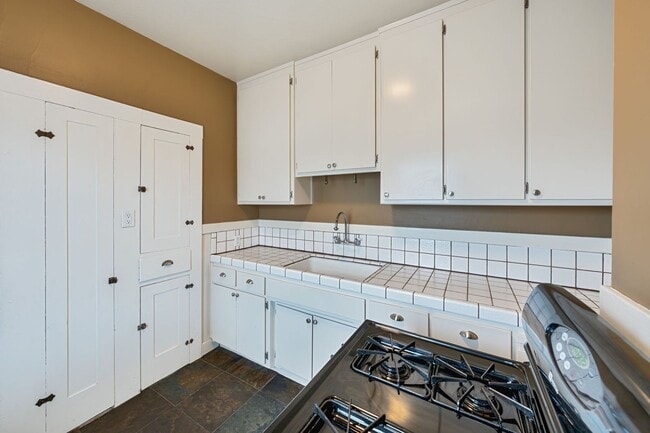 Photo - Charming Midtown 1-Bedroom Apartment with Private Balcony and Hardwood Floors!