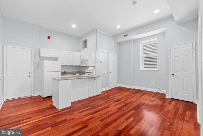 Photo - 1769 Frankford Ave Unit 3