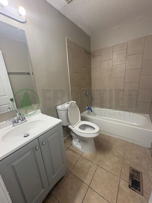 Photo - 1717 S Tucker Blvd Unit 1717 S Tucker Blvd A